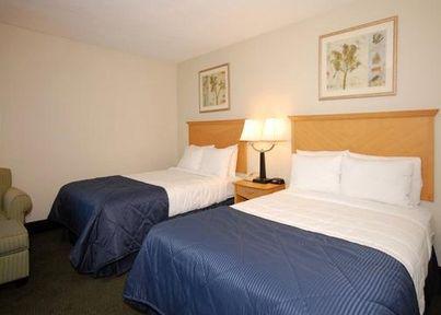 Hotel Downtown By Ihg 3*